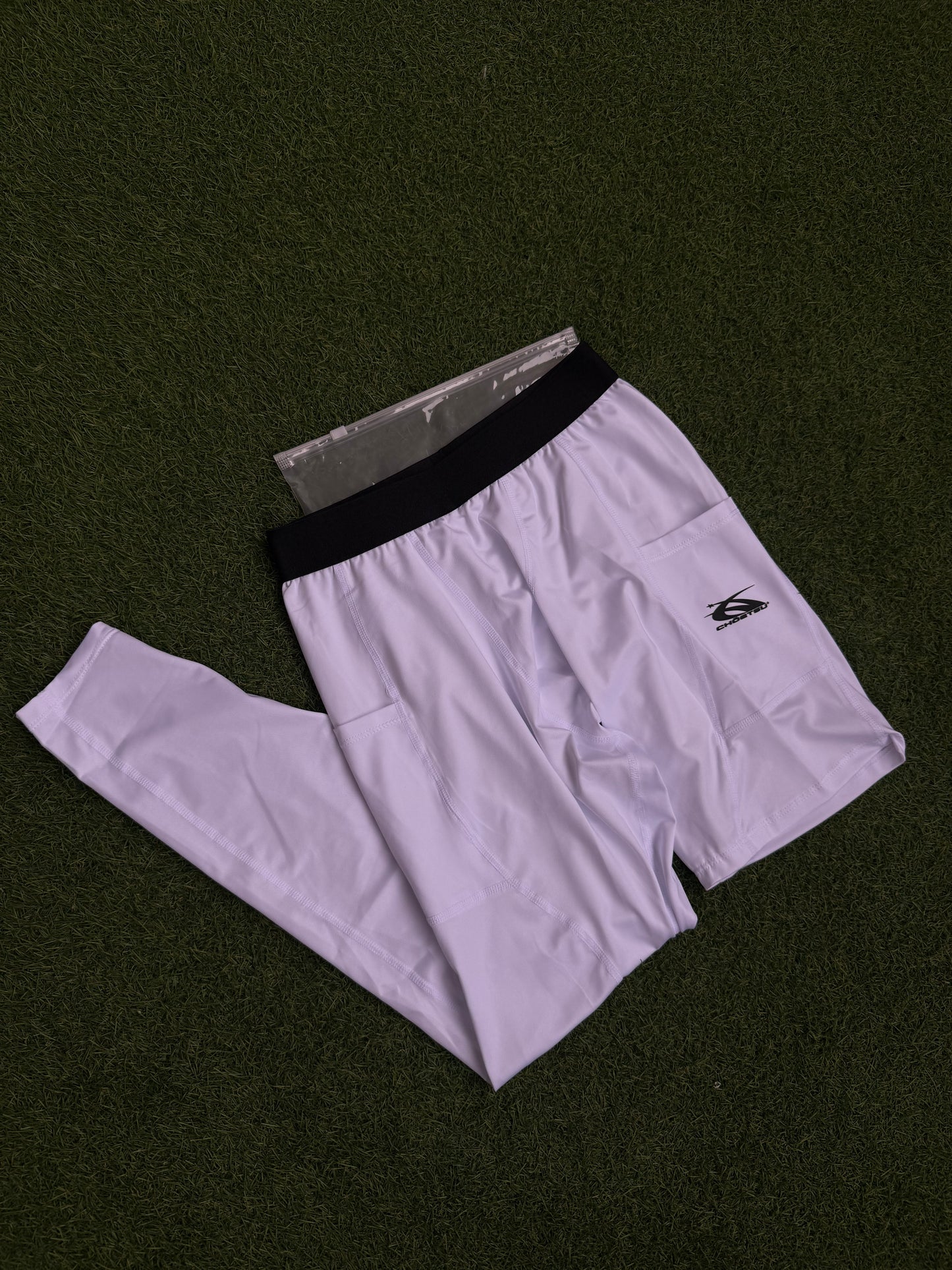 Shironami Single Leg Compression Pants (right)